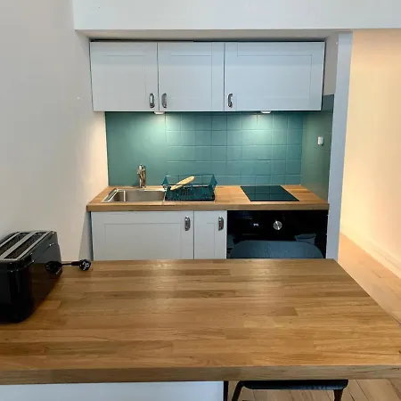 Feydeau' Studio Apartment *